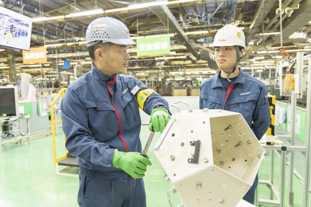 ベテラン社員の作業中の様子