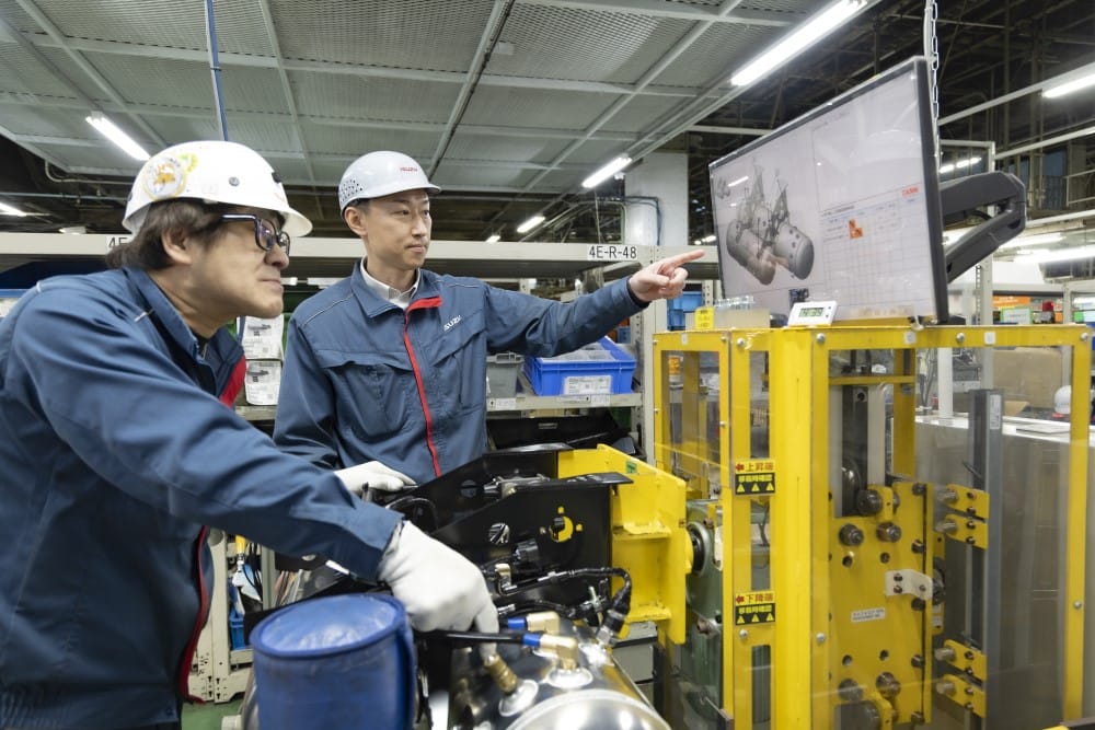 ベテラン社員の作業中の様子
