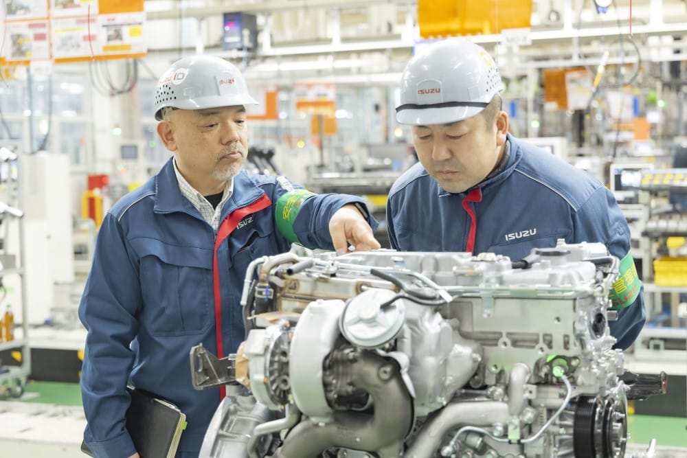 ベテラン社員の作業中の様子